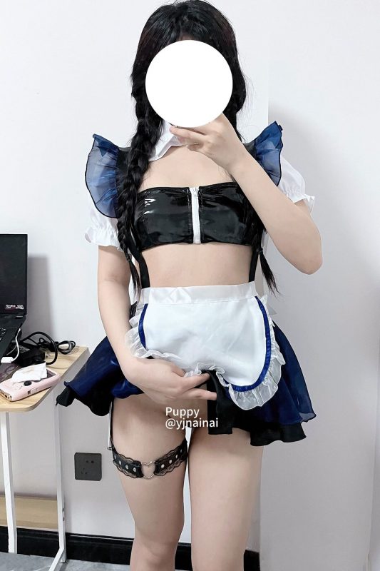 Coser@洛宝 And luobao1221 – 酥胸小萝莉 定制视频人前露出 (51P – 35V)-六月图吧