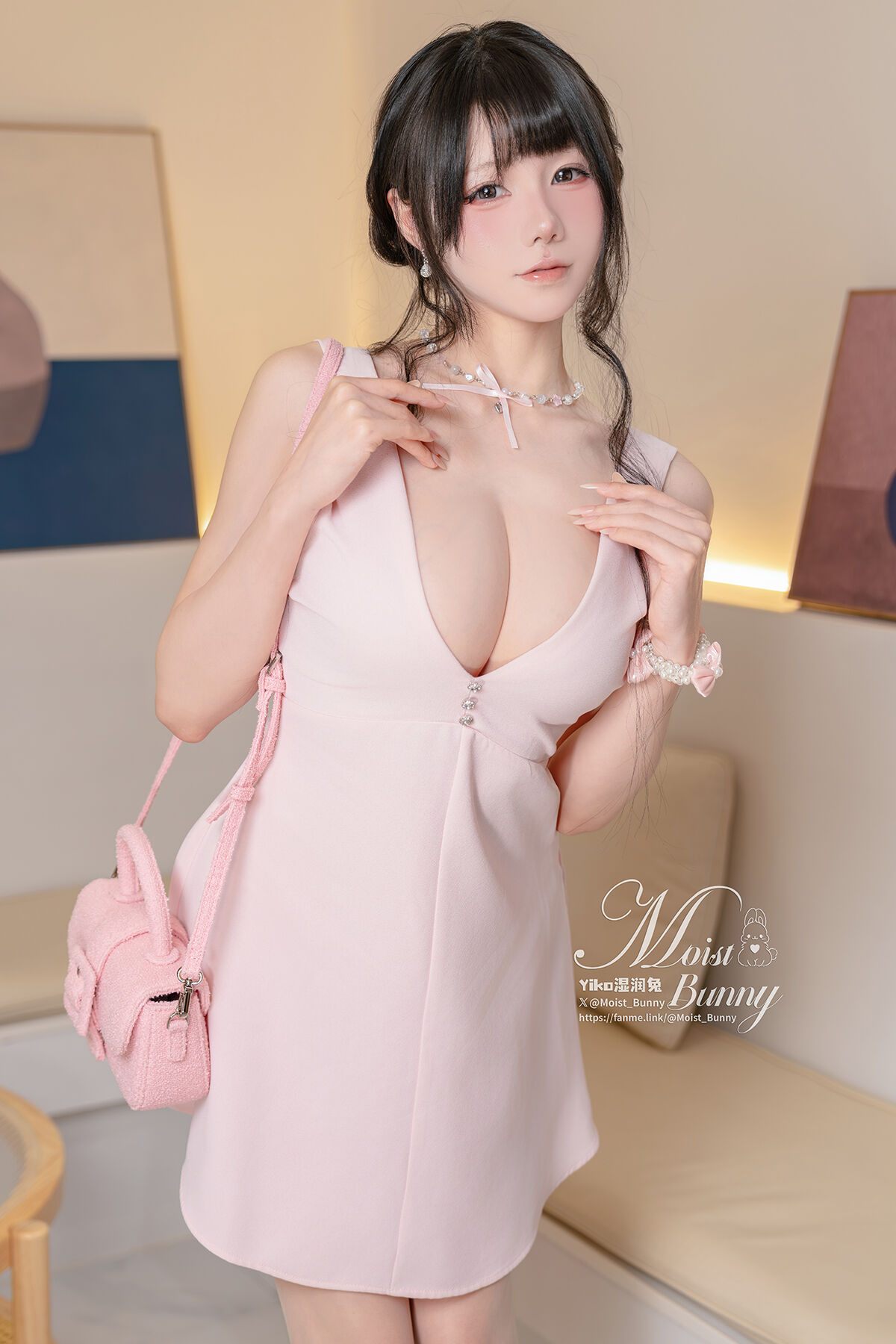 Coser@黏黏团子兔 – 04月作品 决胜内衣 脸红的思春期 Part02 (53P)-六月图吧