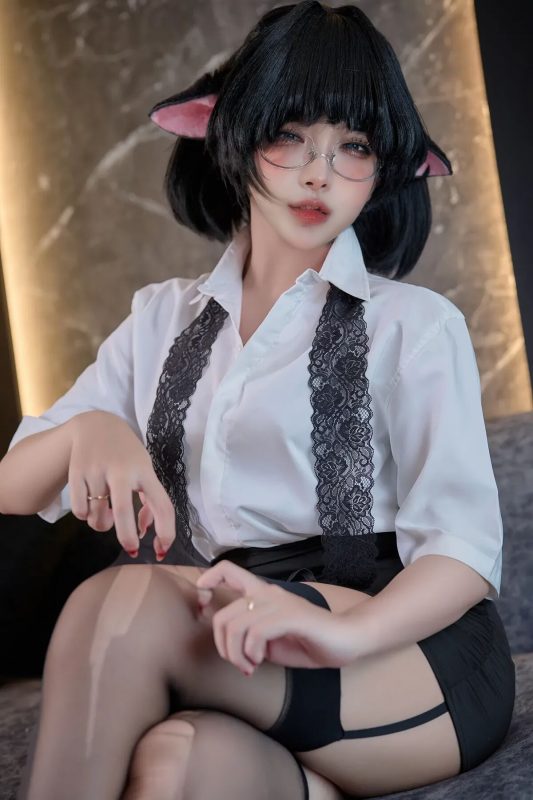 Coser@暴走鲤鱼王 – 12月合集 Part10 (48P)-六月图吧