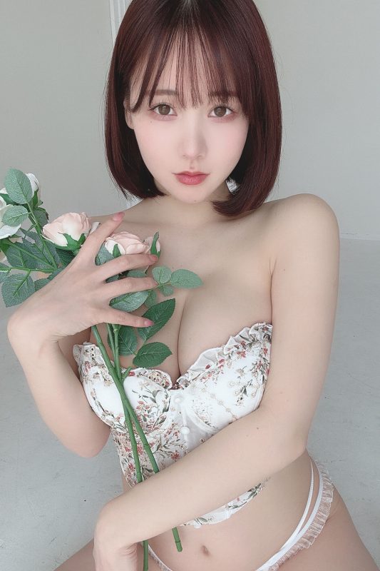 Coser@けん研 けんけん – Fantia 2024年08月 Part01 (66P – 4V)-六月图吧