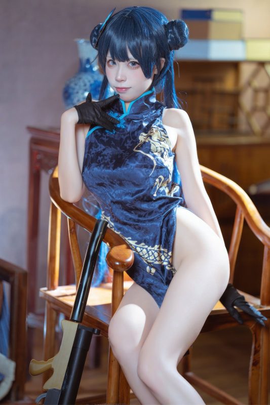 Coser@三無人型 – 蔚蓝档案 龙华妃咲 旗袍 (42P)-六月图吧