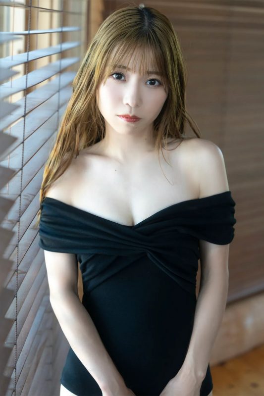 JP Asaka 亜咲花 – FRIDAY Monthly Girl 043 完全未発表100カット Part02 (55P)-六月图吧