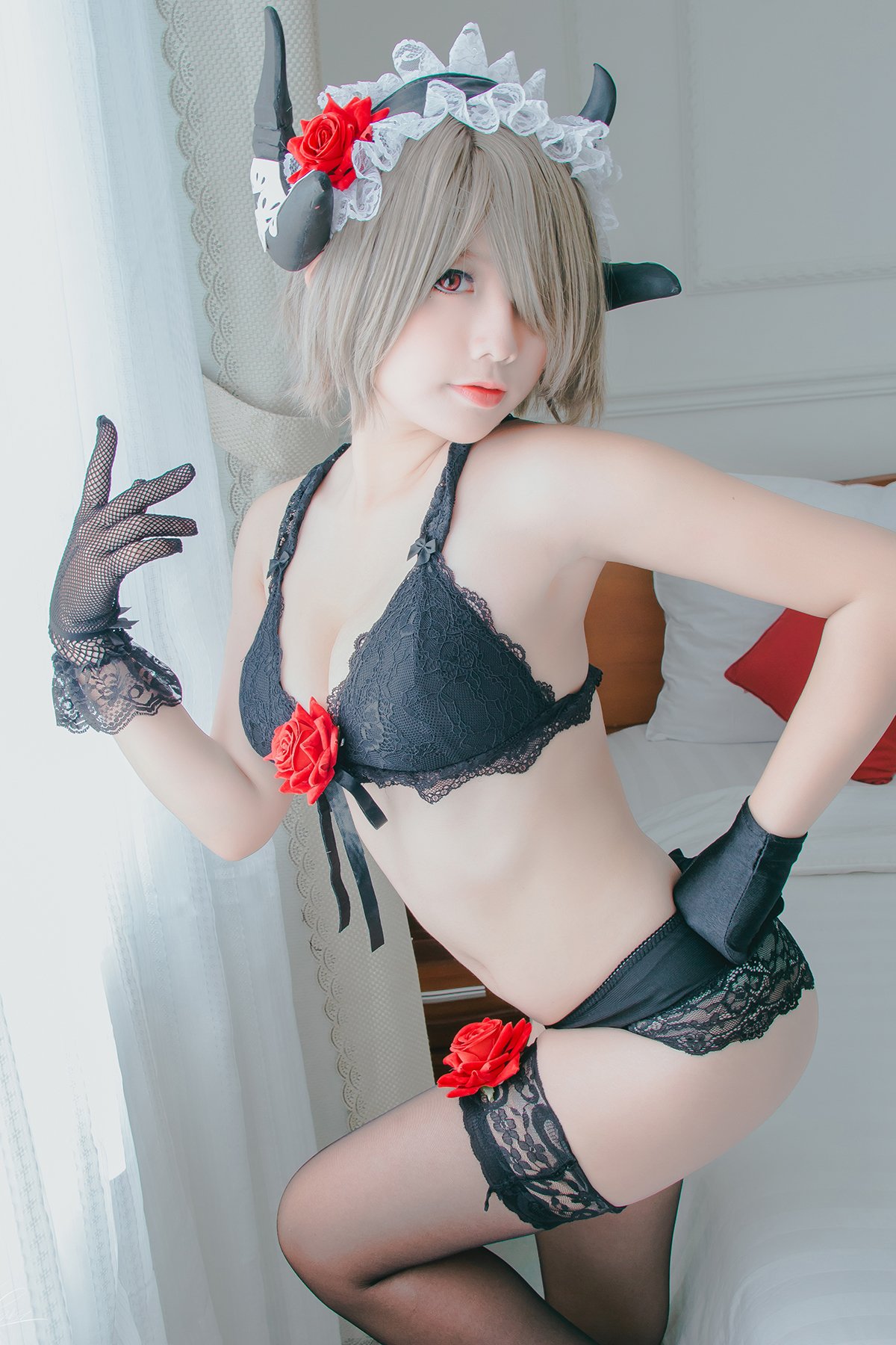 Coser@Messie Huang – Sexy Rita (13P)-六月图吧