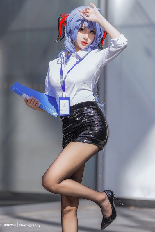 Coser@仙女月 – 原神 甘雨 (35P)-六月图吧