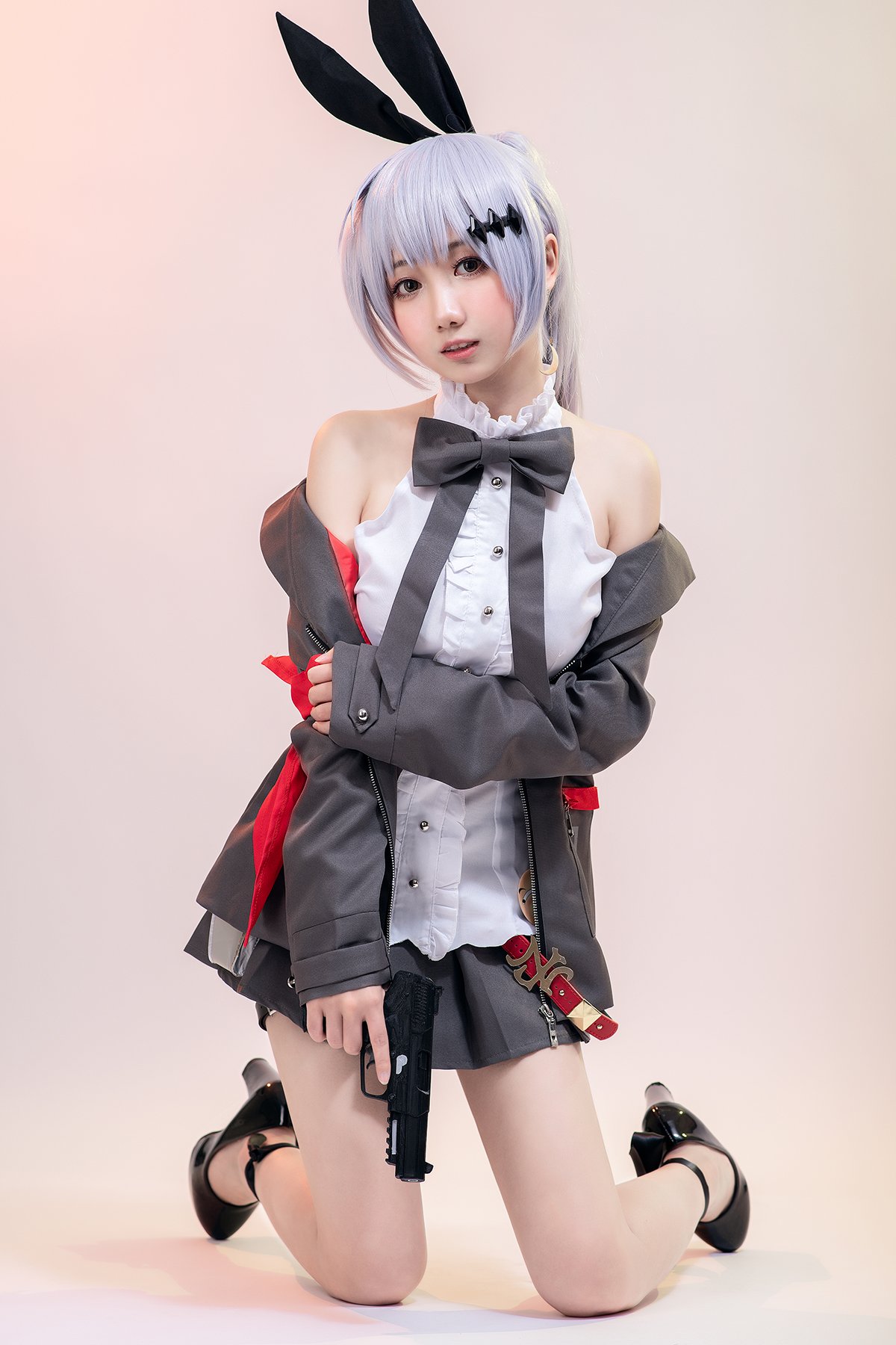 Coser@小木曾aya – 少女前线 Fn-57 (20P)-六月图吧