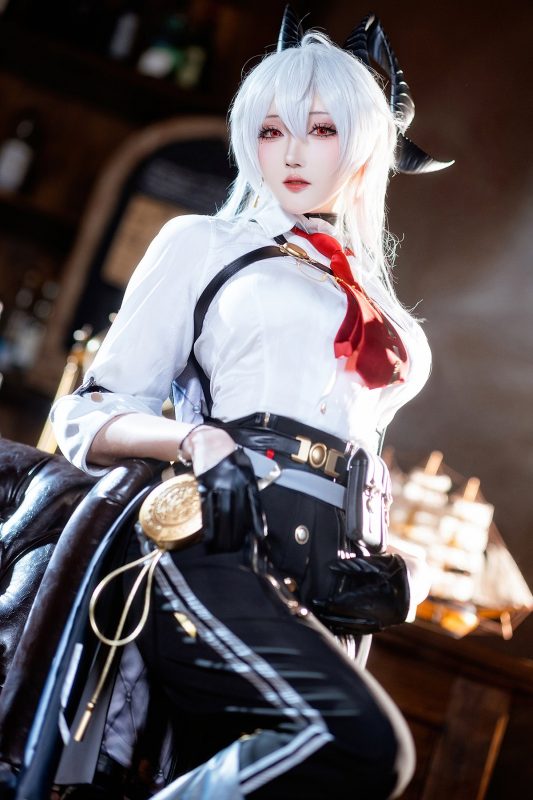 Coser@瓜希酱 – 鸣潮 赞妮 (20P)-六月图吧