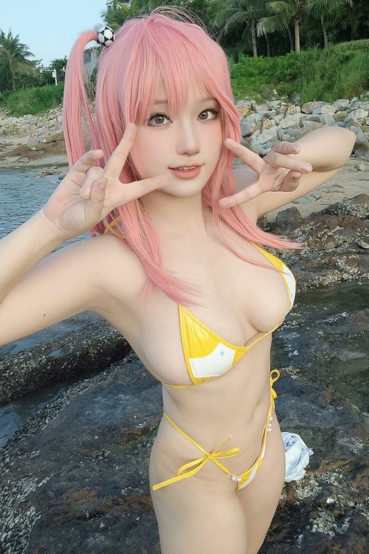 Coser@七七娜娜子 – 穗香泳衣 (32P – 4V)-六月图吧